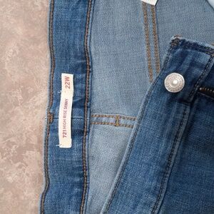 Women's high rise skinny Levi jeans